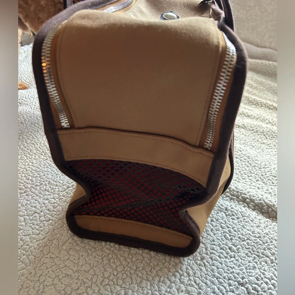 Hermes dog carrier